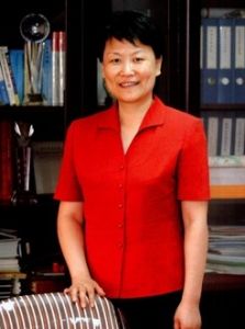 鄭曉燕[合肥百貨大樓集團股份有限公司CEO]