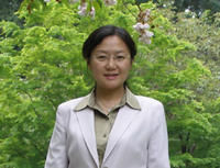 《加強和創新社會管理》作者:向春玲