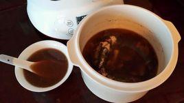 黑豆紅棗燉山斑魚湯 黑豆紅棗燉山斑魚湯