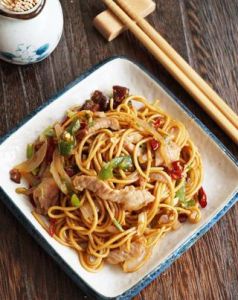 麻辣炒麵 麻辣炒麵