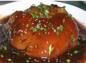 三色豆冬瓜豬肘湯 三色豆冬瓜豬肘湯