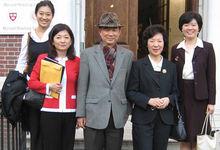 胡為真部分家庭成員合影