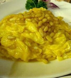 松子叉燒滑蛋 松子叉燒滑蛋