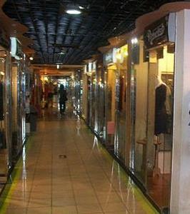 越富廣場商鋪 越富廣場商鋪