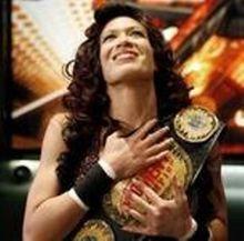 米琪&middot;詹姆斯