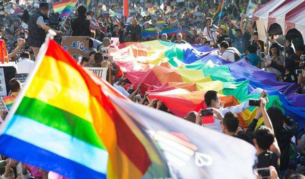 台灣地區同性戀合法化 終於等到你