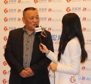 董事長唐士平接受央視採訪