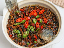 外婆菜燉鯿魚 外婆菜燉鯿魚