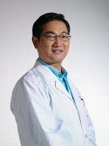 口腔修復教授蔣自強