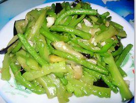 茄子豆角苦瓜辣椒燴 茄子豆角苦瓜辣椒燴