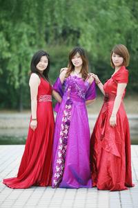 四季風文學社禮服展示