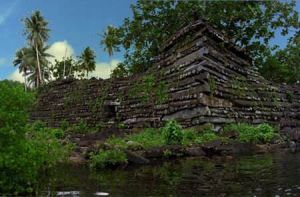 都爾黑哲月 都爾黑哲月