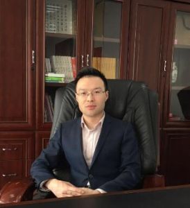 鍾浩[上海頂商金融控股集團總裁]