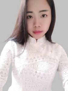 慢一點點演唱歌手黃麗