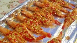 香辣蒜蓉開背蝦 香辣蒜蓉開背蝦