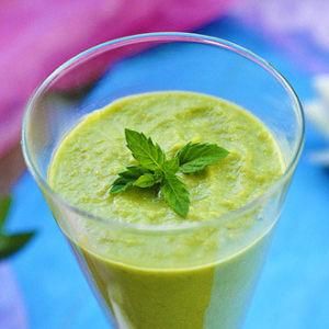 牛油果奶昔 牛油果奶昔