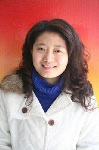 湯靜[畢業於上海師範大學的教師]