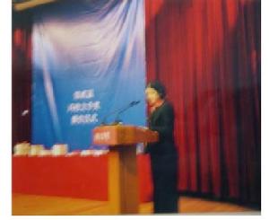 在馮牧文學獎頒獎儀式上