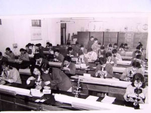 （圖）五十年代西南石油大學教室