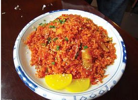 紅腸泡菜炒飯 紅腸泡菜炒飯