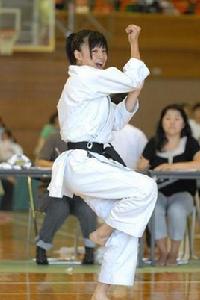 亀岡愛香 亀岡愛香