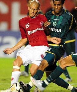 克勞迪內&middot;卡多索&middot;費利克斯&middot;達&middot;席爾瓦