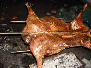 柯爾克孜族烤全羊