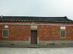 左內護龍(左內廂房)