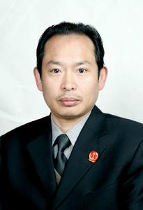 薛勇[四川阿壩州中級人民法院執行局局長]