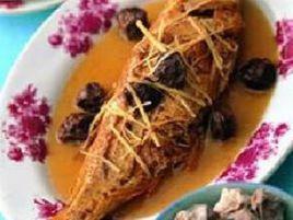 話梅煮魚 話梅煮魚