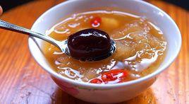 紅棗蓮子枸杞燉燕窩 紅棗蓮子枸杞燉燕窩