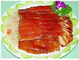 乳豬大拼盤 乳豬大拼盤