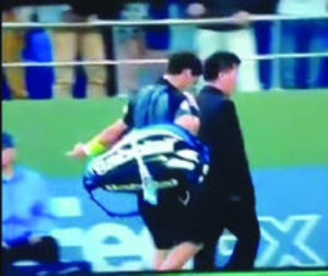 弗格尼尼朝上海大師賽觀眾豎中指（視頻截圖）