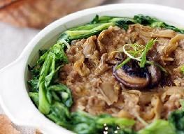 鹹菜馬蹄肉餅煲仔飯 鹹菜馬蹄肉餅煲仔飯