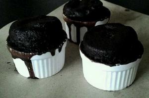 微波爐朱古力蛋糕 微波爐朱古力蛋糕