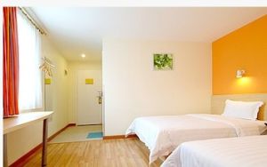 廣州7天連鎖酒店(倉邊路店) 廣州7天連鎖酒店(倉邊路店)