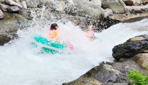 大溪峽穀皮筏漂流 大溪峽穀皮筏漂流