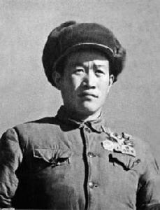 楊育才[戰鬥英雄]