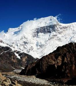 托木爾峰國家高山自然保護區 托木爾峰國家高山自然保護區