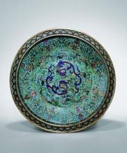 清乾隆掐絲琺瑯龍紋文具一組 清乾隆掐絲琺瑯龍紋文具一組