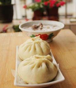 黑木耳肉餡包子 黑木耳肉餡包子
