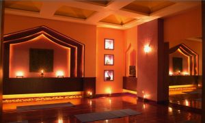 五彩陽光高溫瑜伽房印度風格