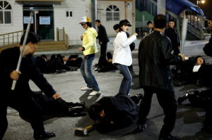 《武林女大學生》劇照