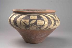 仰韶文化白衣彩陶盆形缽 仰韶文化白衣彩陶盆形缽