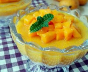 芒果牛奶布丁 芒果牛奶布丁