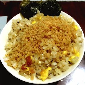 黃金薏仁炒飯 黃金薏仁炒飯