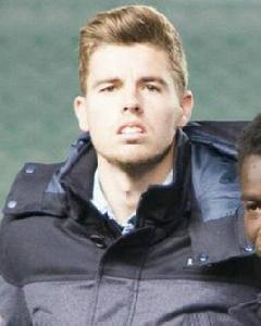 傑拉德·古姆巴烏 傑拉德·古姆巴烏