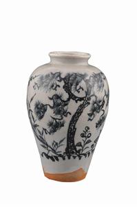 元青花松竹梅紋梅瓶 元青花松竹梅紋梅瓶