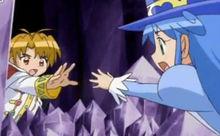 蓮音向布萊德伸手