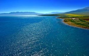 《青海湖》 《青海湖》